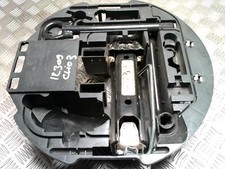 Cric (Ensemble depannage) RENAULT CLIO 3 PHASE 1 BREAK 8200225839
