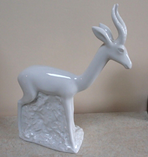 Imposante statue antilope - imposante, 30