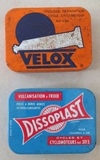 2 Boîtes en tôle Velox et