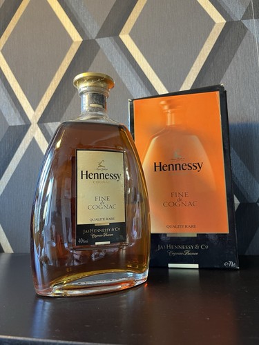 Bouteille cognac hennessy fine - bouteille,