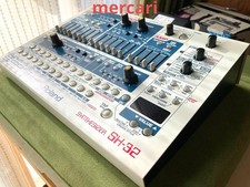 Synthétiseur de bureau Roland