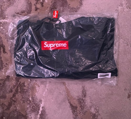 Supreme mm6 maison margiela - maison,