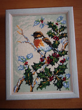 CANEVAS VINTAGE motif oiseau Rouge Gorge & houx FINI / ENCADRé par professionnel