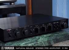 Préamplificateur Yamaha C-2A
