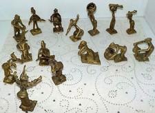 15 petits bronzes à la cire