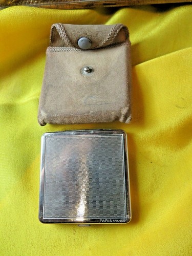Ancien petit poudrier - poudrier, parfums