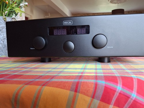 Amplificateur hegel h300 - amplificateur,