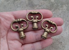 3 Décorations de Clefs clés anciennes Old key bronze meuble commode serrure 113D
