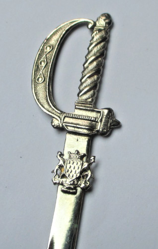 Coupe papier ouvre lettre