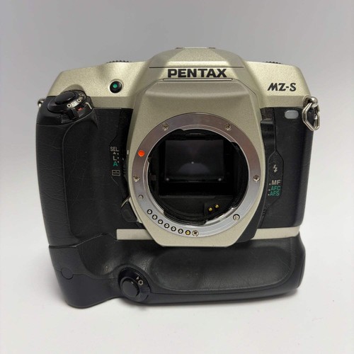 Pentax digital camera - mz-s,
