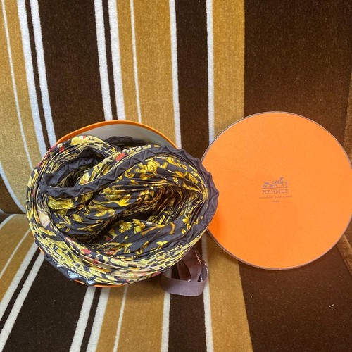 echarpe hermes