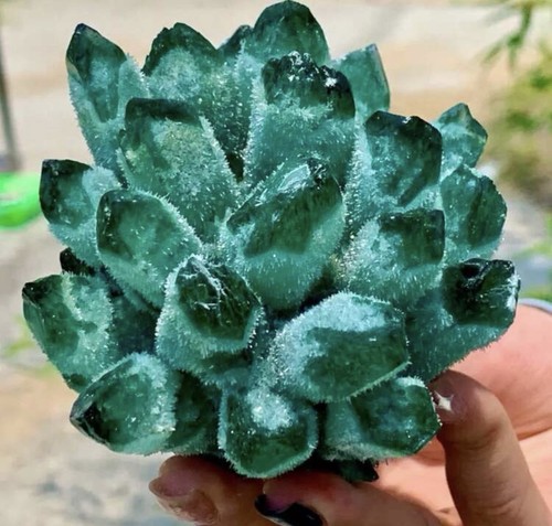 Cluster quartz vert - cluster, en