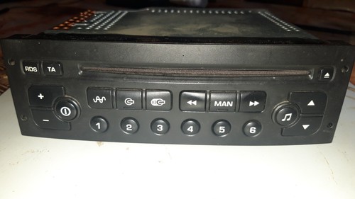 Autoradio avec commande - cd, au