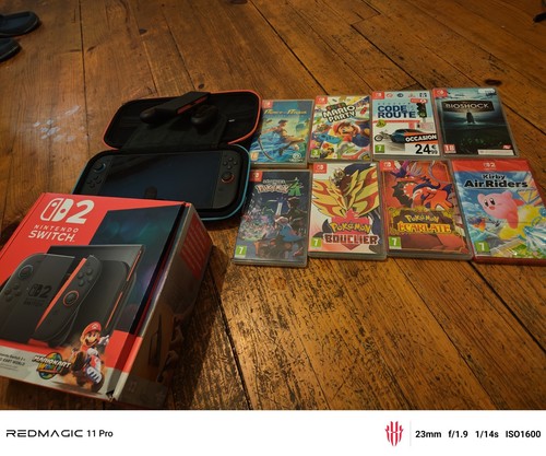 Nintendo switch noire - 2, avec