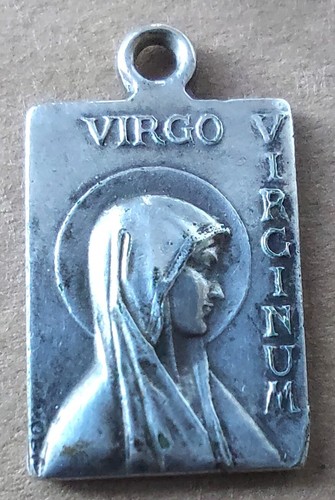 Médaille religieuse ancienne