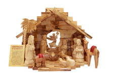 Crèche de Noël sculptée sur