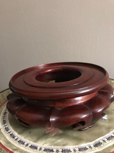 Socle support bois - socle, cloisonné