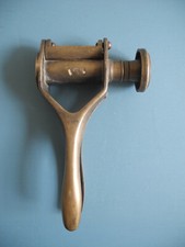 boucheuse San Bri n°1 SGDG