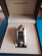 MONTRE BURBERRY HÉRITAGE BU1008 QUARTZ ACIER INOXYDABLE  DATEUR PILE À CHANGER 