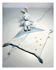 Doudou Plat Lapin Blanc Bleu