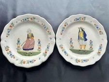 2 assiettes anciennes plates