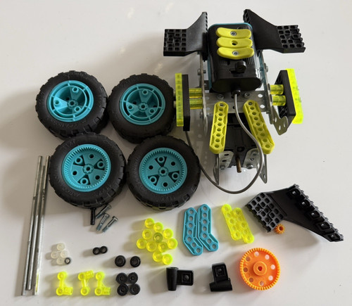 Meccano metal plastic - meccano, plastic/rubber