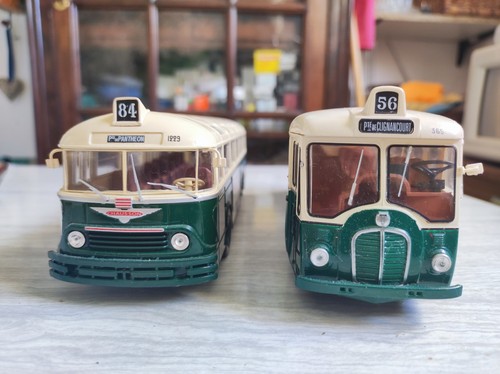 Lot deux bus - de, chausson