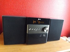 Micro-chaîne LG CM1560 avec télécommande et notice