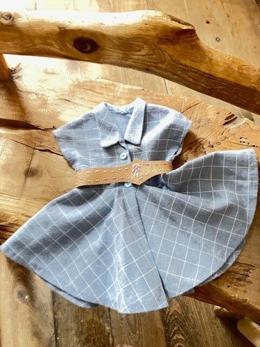 Robe neuve pour poupee - robe,