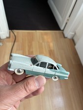Quiralu Simca Vedette 1/43 très bel état