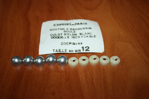 Boutons recouvrir de - 10,