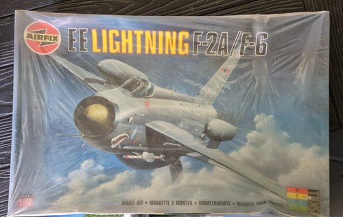Maquette avion ee - 1/48,