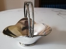 Ancien petit  panier, Vide Poche en métal argenté. 