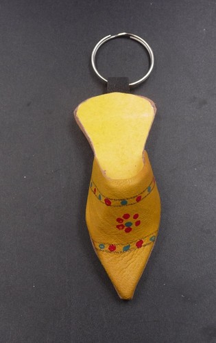 Porte clés babouche - porte-clés,
