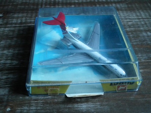 Avion miniature métal corgi - avion,