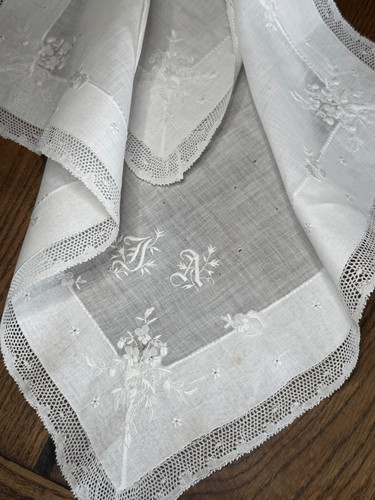 Dentelle ancienne grand - dentelle,