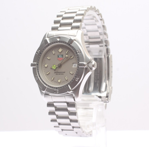 Presque comme neuf montre - neuf],