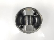 131010R070 piston TOYOTA VERSO