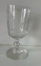 Ancien Verre a pied gravé cristal fleurs Muguet et papillon Collection Déco