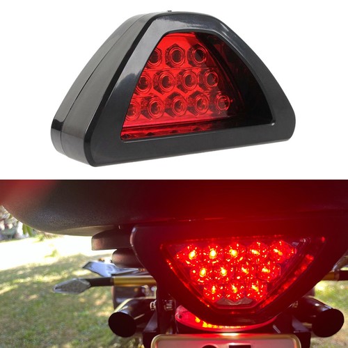 Troisième feu stop pour