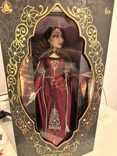Poupée Disney Mère Gothel