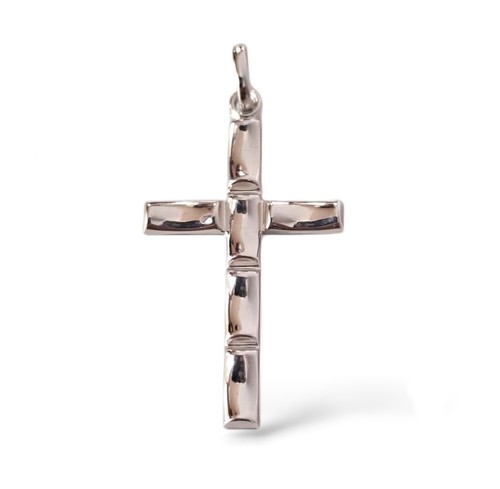 Pendentif croix réalisé - réalisé, en