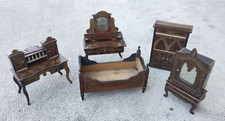 Lot 5 mobilier poupee
