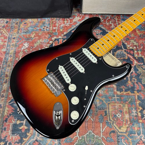 fender stratocaster usa corps