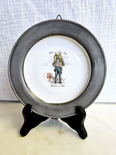 Assiette en porcelaine et