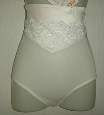 TRIUMPH BEAUTIFUL SENSATION