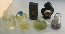 **lot 7 Miniatures Parfum pleines sauf CARTIER Panthère reste un fond sans boite