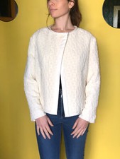 jolie veste cloquée alvéolée blanc cassé IRO modèle doneka taille 38 NEUF