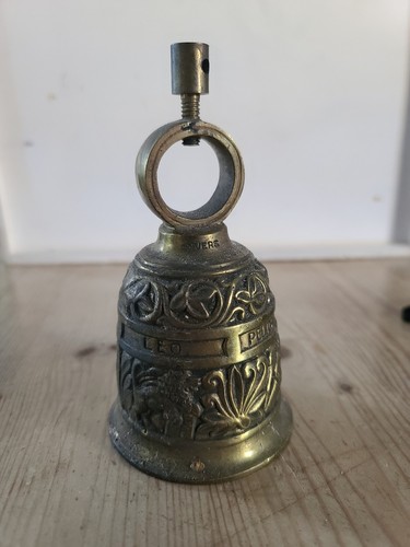 Ancienne cloche de - 🕰️,