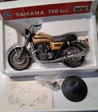 POLISTIL 1 10 YAMAHA 750CC